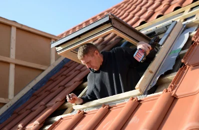 Pose de fenêtres de toit Velux à Versaugues